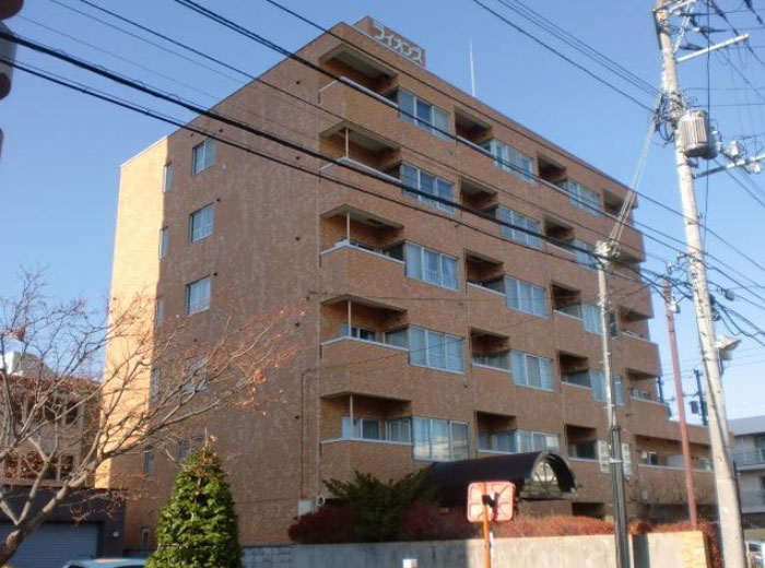 ライオンズマンション宮の森第二 203号室