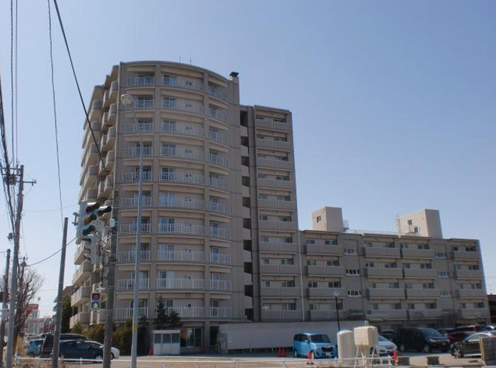 ロイヤルシャトー大谷地 808号室